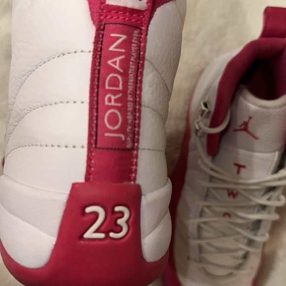 Air Jordan Retro 12 GG Vivid pink and white - Picture 13 of 13